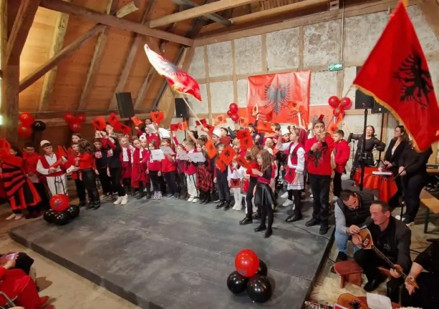 Shkolla Shqipe Zvicër/ Festë e Madhe në Bernë
