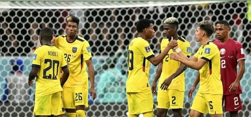 Nikoqiri i Kupës së Botës, Katari, humb 2-0 ndaj Ekuadorit në hapjen e turneut