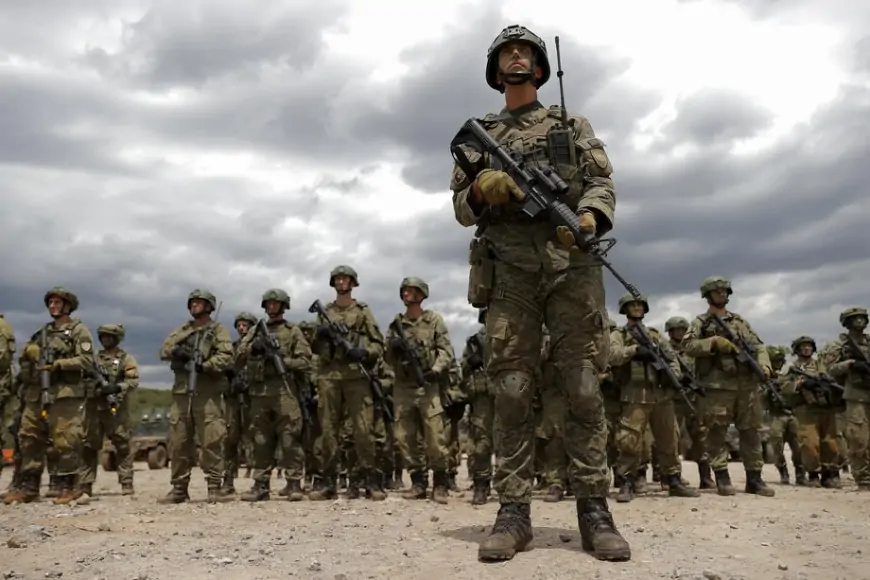 Rusia lëshon alarmin: Jemi pranë përplasjes direkte me NATO-n