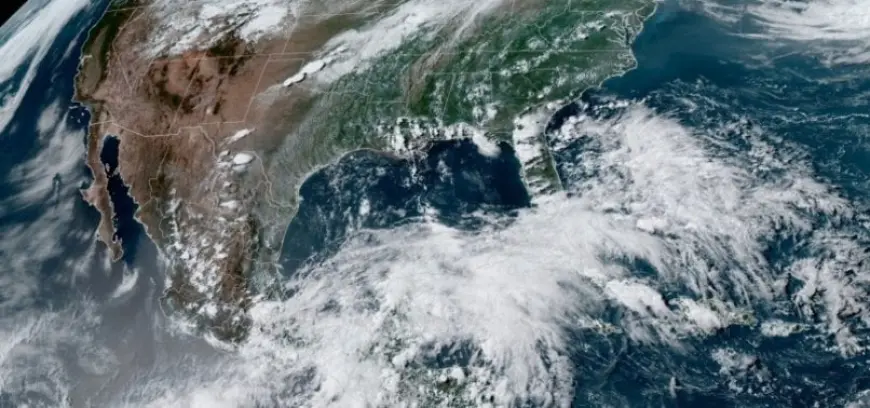 11 të vdekur në Meksikë nga uragani i parë i sezonit