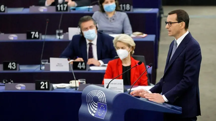 Kryeministri polak akuzon BE -në për shantazh pas përshkallëzimit të mosmarrëveshjeve mbi sundimin e ligjit